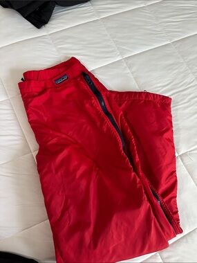Patagonia Red Straight-Leg Women's Snow Pants with Side Zipper